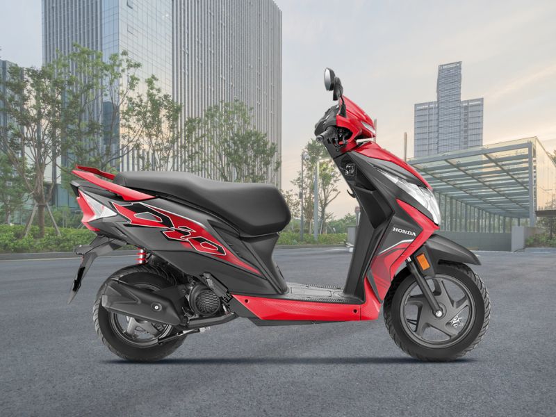 HONDA DIO DLX